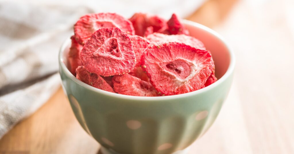 ½ cup sliced strawberries