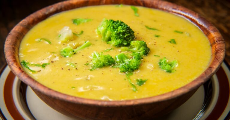 Keto Broccoli Cheese Soup