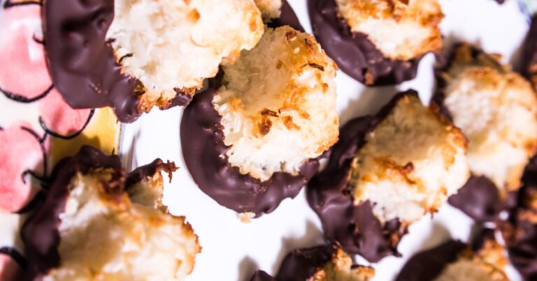 Keto Coconut Macaroons