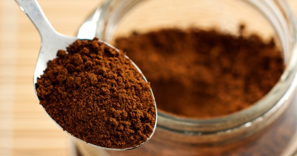 1 teaspoon instant coffee (optional, for deeper flavor)