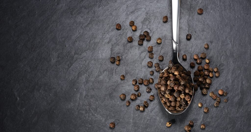 1/2 teaspoon black pepper